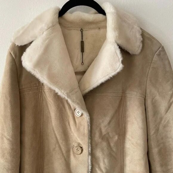 Vintage leather shearling coat - Picture 3 of 4